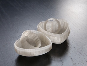 Heart-shaped box in White Natural Versatile Plastic