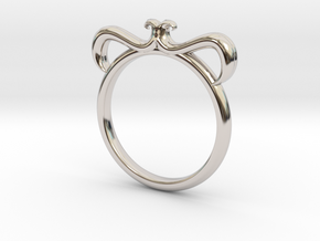 Petal Ring Size 7.5 in Platinum