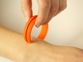 Bracelet01-straight in Orange Processed Versatile Plastic
