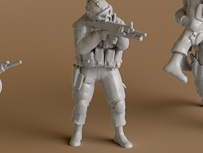 Soldier 5 no base (1:64 Scale) in Tan Fine Detail Plastic
