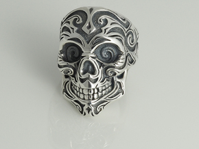 Skull Ring  in Polished Silver