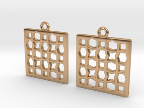 Cobogo grid in Polished Bronze