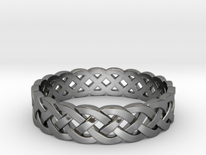 Rohkea Bold Celtic Knot Size 5 in Fine Detail Polished Silver