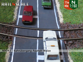 Asphalt-Walze (Straßenbahn/Übergang - N 1:160) in White Natural Versatile Plastic