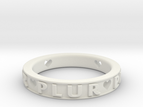 Plur Ring - Size 7 in White Natural Versatile Plastic
