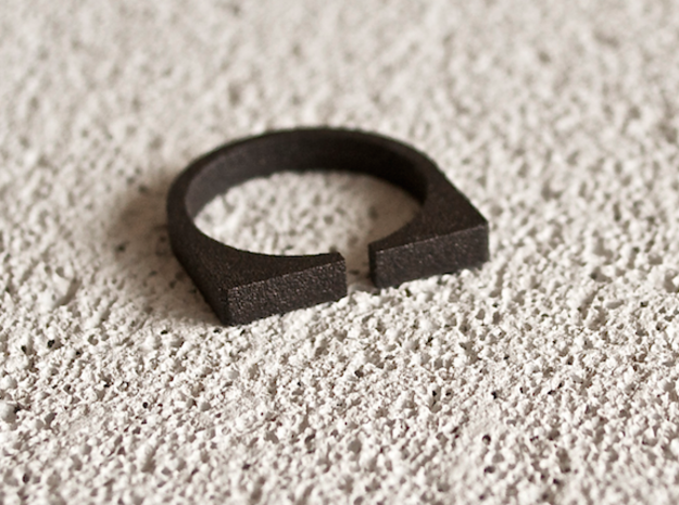 "Snulla" Ring - Size Small in Matte Black Steel