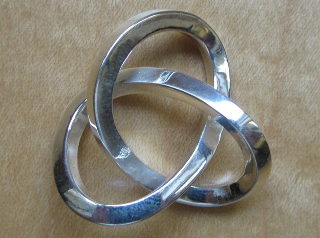 Knotted Mobius Band (Lg) in Polished Silver