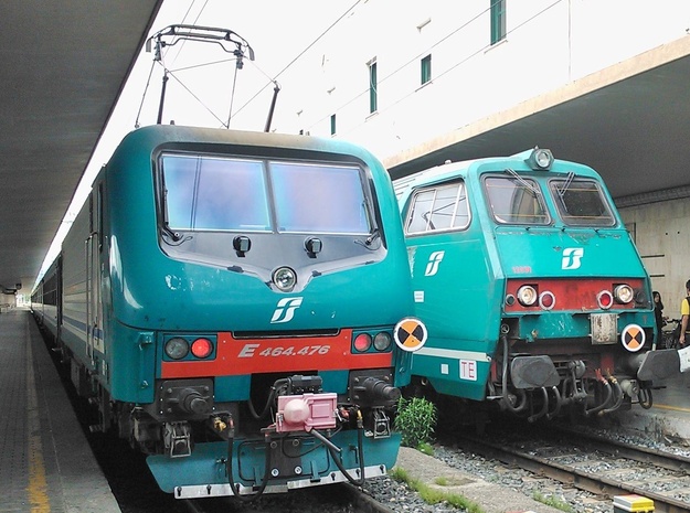 FS Treno Regionale in Smooth Fine Detail Plastic