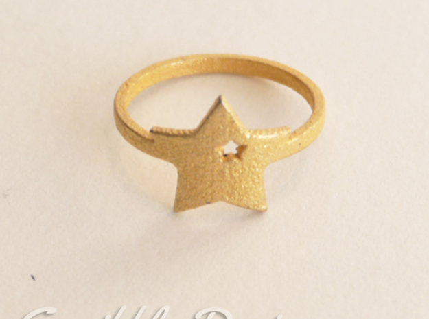 Kawaii Star Ring 2 Size 7 in Polished Gold Steel