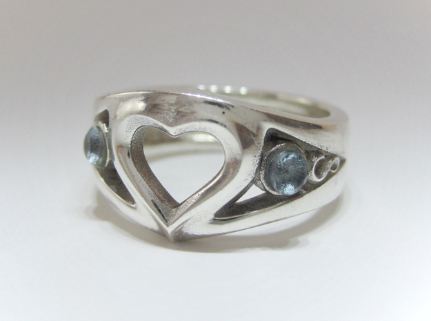 Heart Ring(Inner diameter of ring 16mm) in Polished Silver