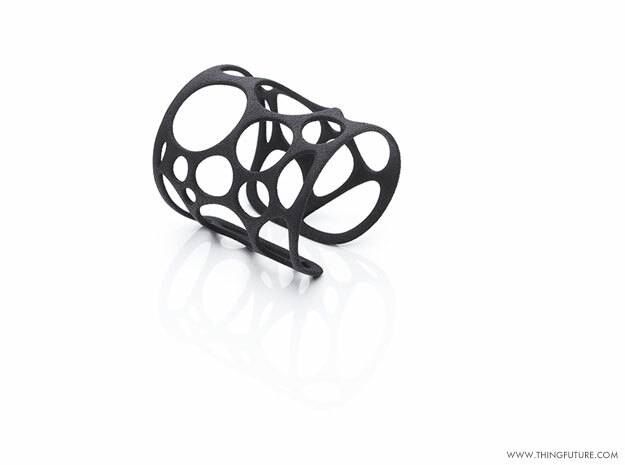 Voronoi bracelet (SMALL) in Black Natural Versatile Plastic