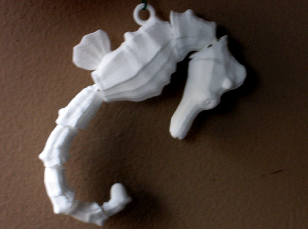 Wiggling Seahorse in White Natural Versatile Plastic