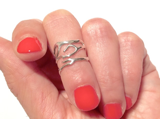 Coral midi ring (C) in Polished Silver