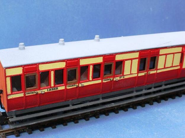 4mm scale OOn3 / 0012 LBER Brake Third Carriage in White Natural Versatile Plastic