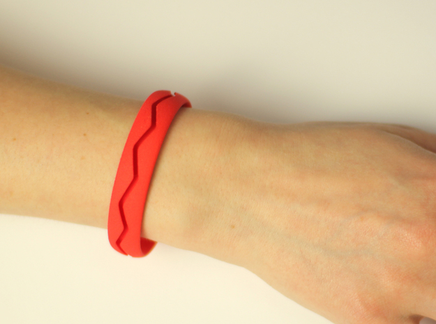 Bracelet02-zigzag in Red Processed Versatile Plastic