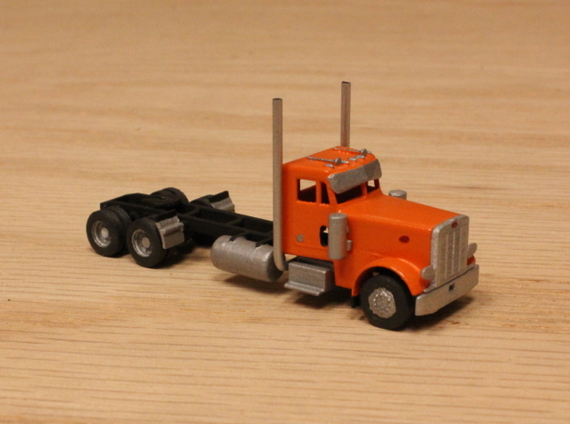 1:160 N Scale Peterbilt 379 Tractor w/ 20.5' WB in Smooth Fine Detail Plastic