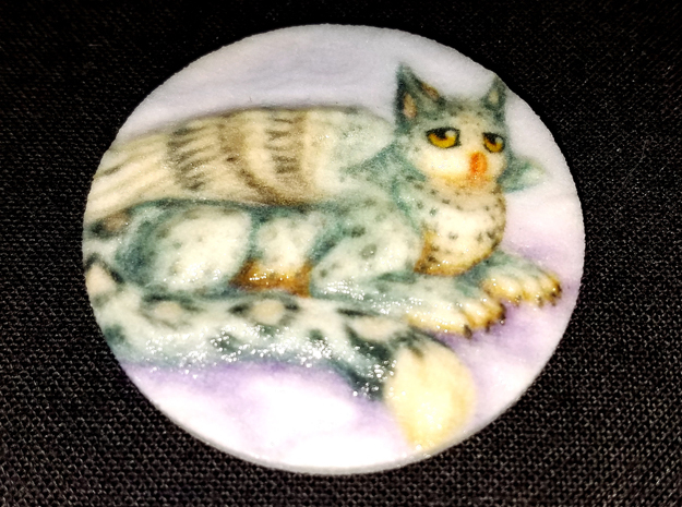 Snowy Gryphon Pendant in Glossy Full Color Sandstone