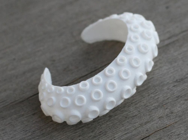 Tentacuff in White Natural Versatile Plastic