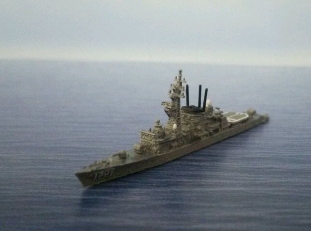 1/2000 JS Hatsuyuki-class destroyer in Smooth Fine Detail Plastic