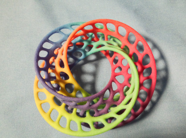 3 quarter twist Möbius strip (color)