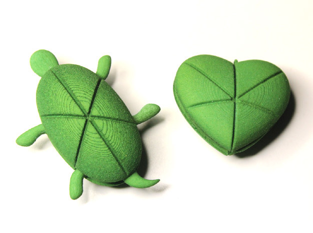 Twin Hearturtles in Green Processed Versatile Plastic