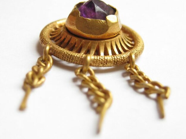 Hat Jewel Henry VII in 14k Gold Plated Brass
