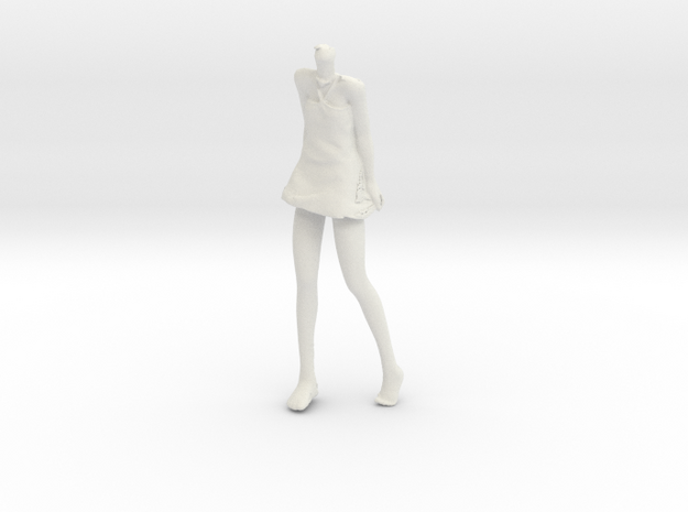 1/24 Girl Walking on Beach (Body Only) in White Natural Versatile Plastic