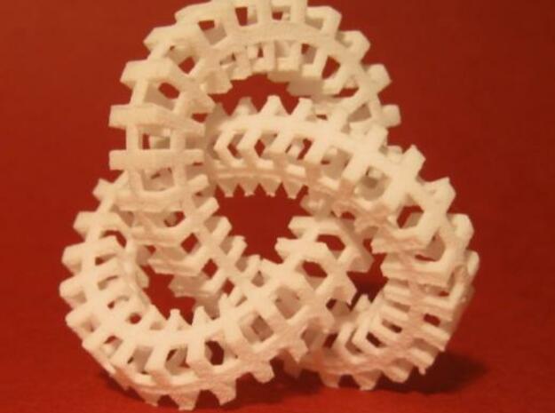 Escher knot medium in White Natural Versatile Plastic