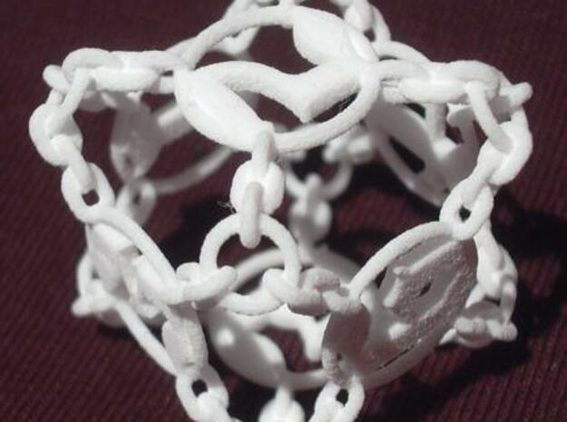 Chained Die (D6) in White Natural Versatile Plastic