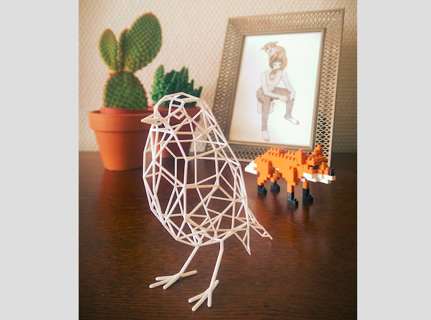Bird wire frame model (with eyes) in White Natural Versatile Plastic