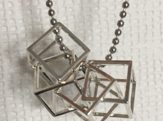 Interlocking Cube Necklace 4 in Natural Brass (Interlocking Parts)