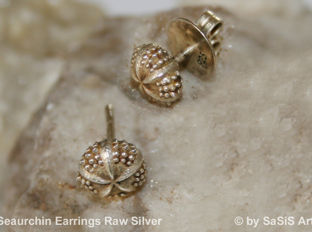 Seaurchin Earring in Natural Silver