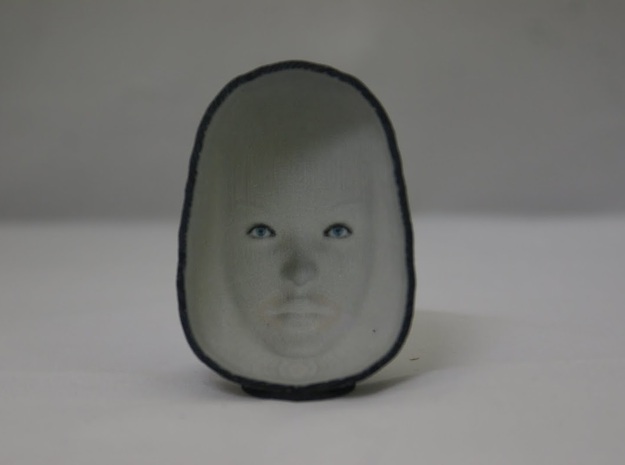Animated Illusion Movement Sculpture - Women face