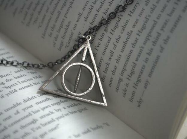 Deathly Hallows Necklace - Rotating Center