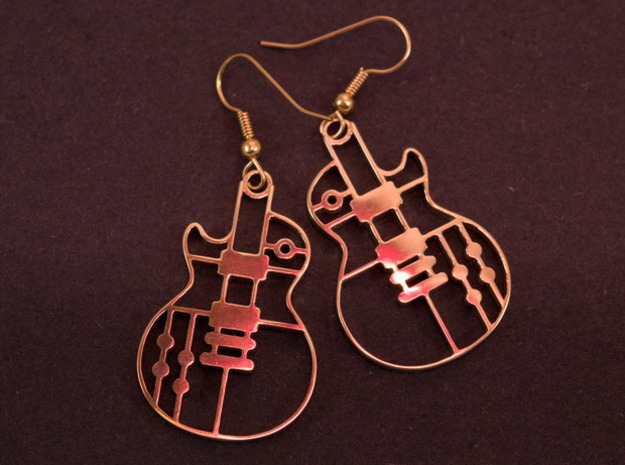 Les Paul_Earrings_in different metal in Polished Brass