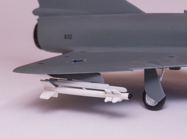 V3C Darter Air-to-Air Missile in Tan Fine Detail Plastic: 1:48 - O