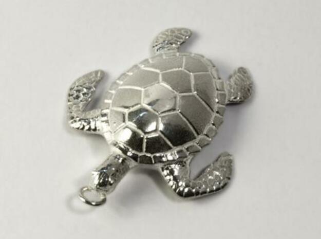 Pendant Turtle01 in 14k Gold Plated Brass