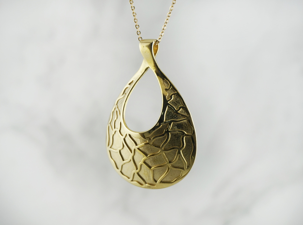 Mosaic Pendant (Debossed) in Polished Brass
