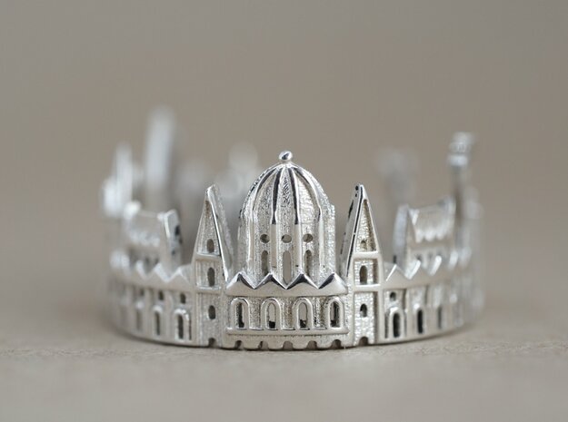Budapest Skyline - Graduation Gift in Polished Silver: 5 / 49