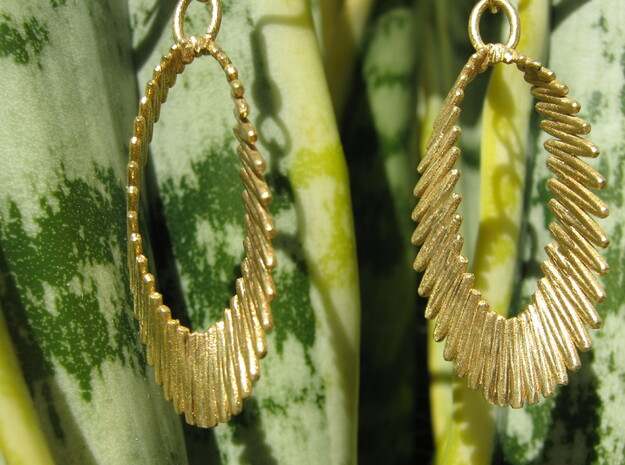 Sinusoidal 5 Earrings in Natural Brass