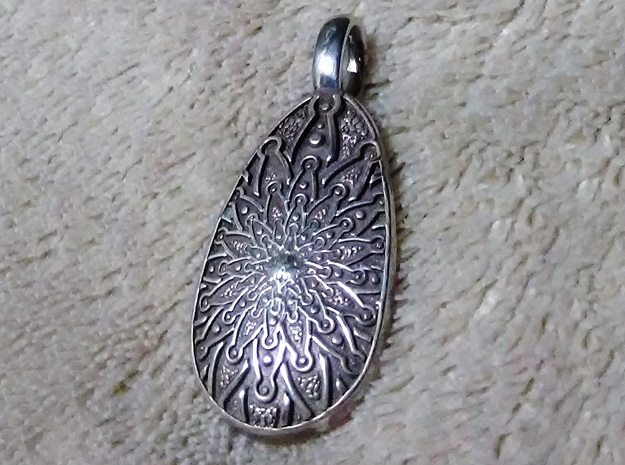 Flower Mandala WorryStone Pendant in Polished Silver