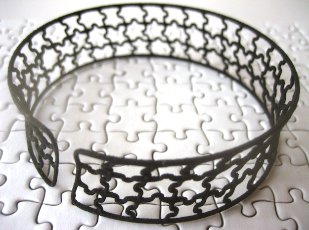 jigsaw pattern cuff in Black Natural Versatile Plastic: Medium
