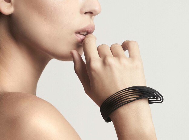 Loopa bracelet - Kukla collection in Black Natural Versatile Plastic: Medium