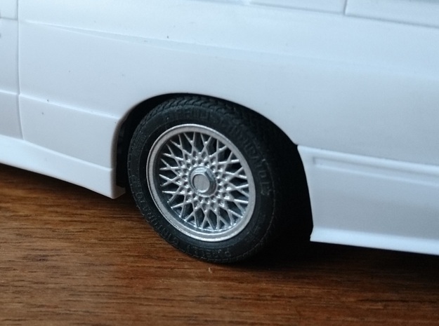 Stock 15" Wheel for M3 E30 in Clear Ultra Fine Detail Plastic