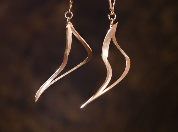 Tusk Earring (Right) in Natural Bronze