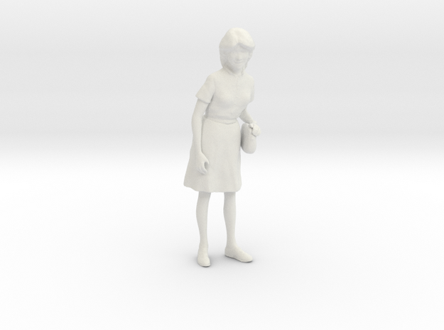 1/20 Lady in Skirt in White Natural Versatile Plastic