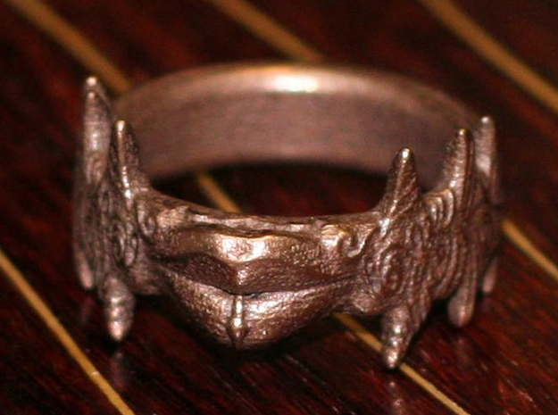 "Beso Del Oro" Lip ring in Polished Bronze Steel