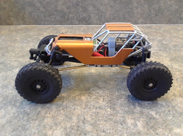 Fat Girl SCX24 with body panels and motor plate in White Natural Versatile Plastic