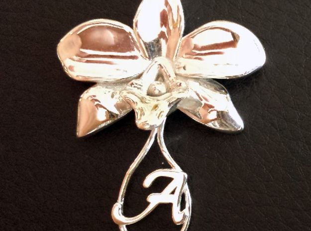 Orchid pendant in Polished Silver