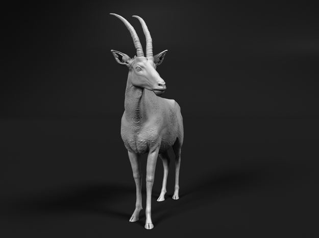 Sable Antelope 1:16 Standing Female 2 in White Natural Versatile Plastic